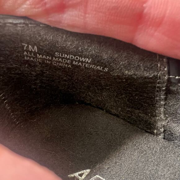 Aerosoles Sundown Wedge Boots 7 Womens Black Leather Ankle Booties Slip On New - Picture 10 of 10